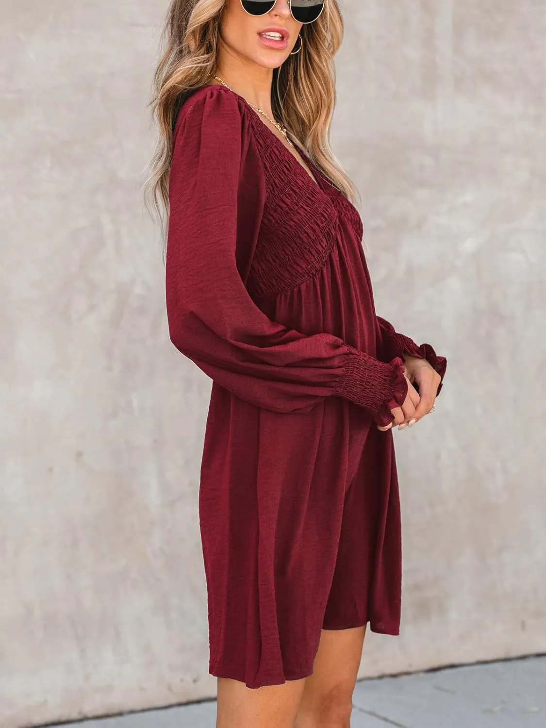 CUPSHE Women's Mini Dress Smocked V Neck Long Sleeve Empire Waist Casual A Line Dress