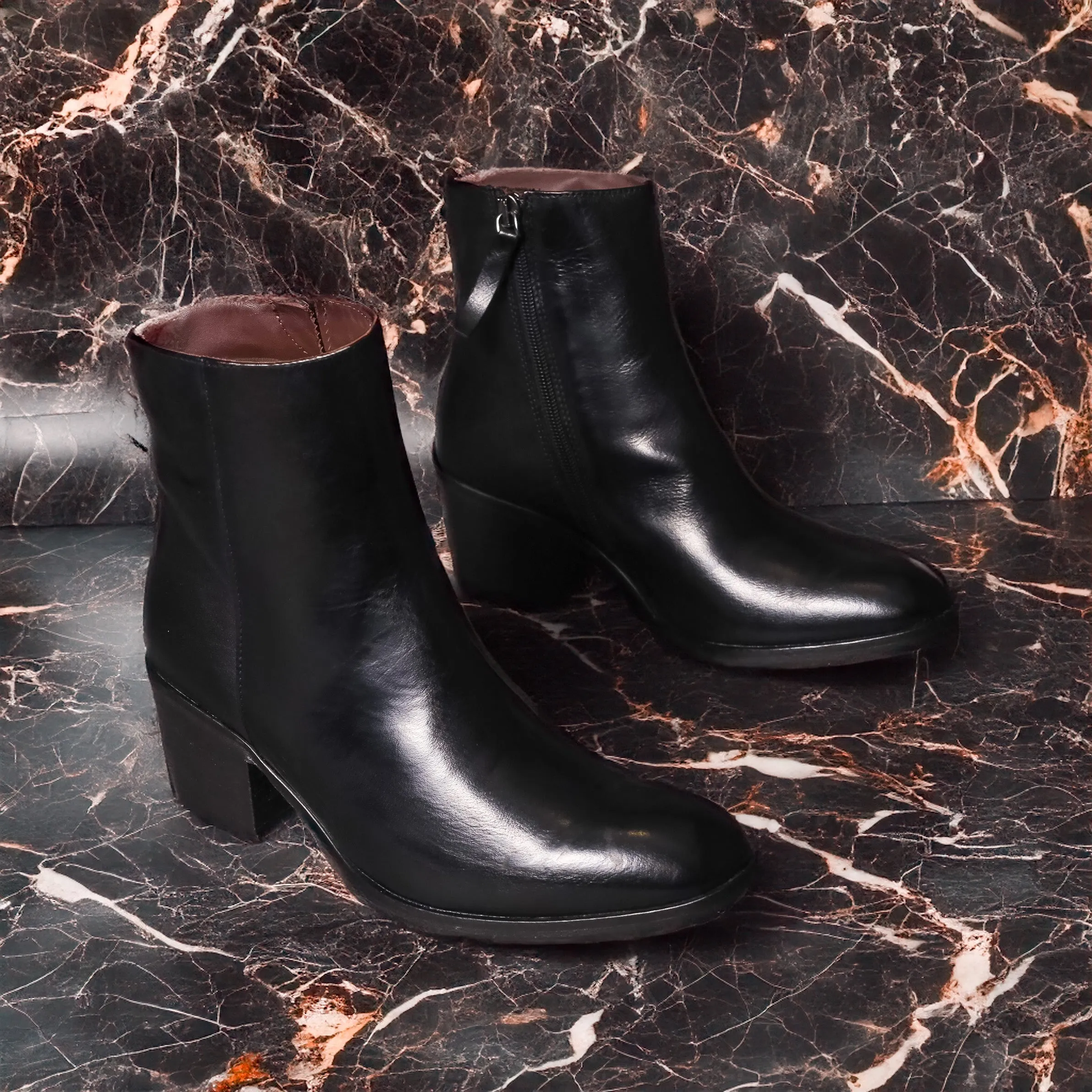IDA 01 Black