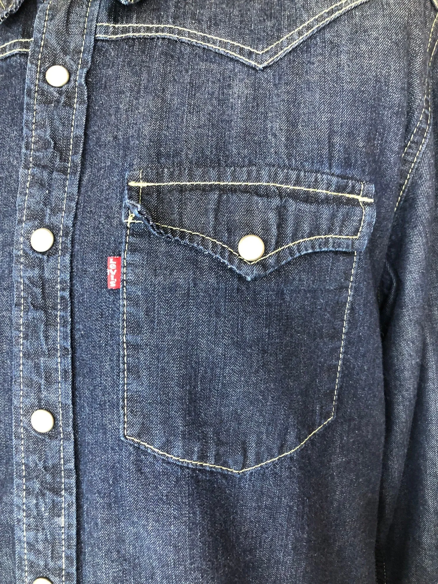 Levis Denim Western Shirt in Indigo - Size M