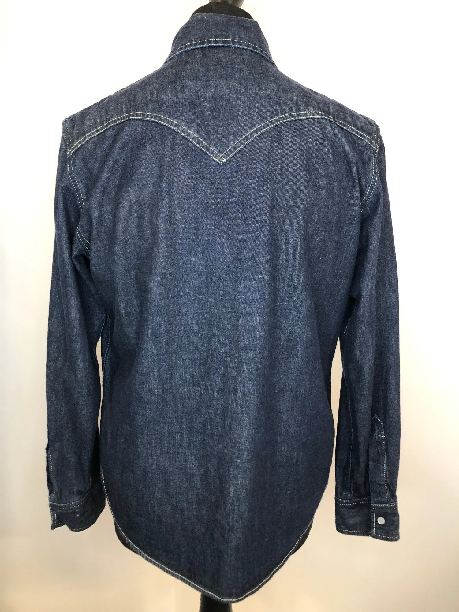 Levis Denim Western Shirt in Indigo - Size M