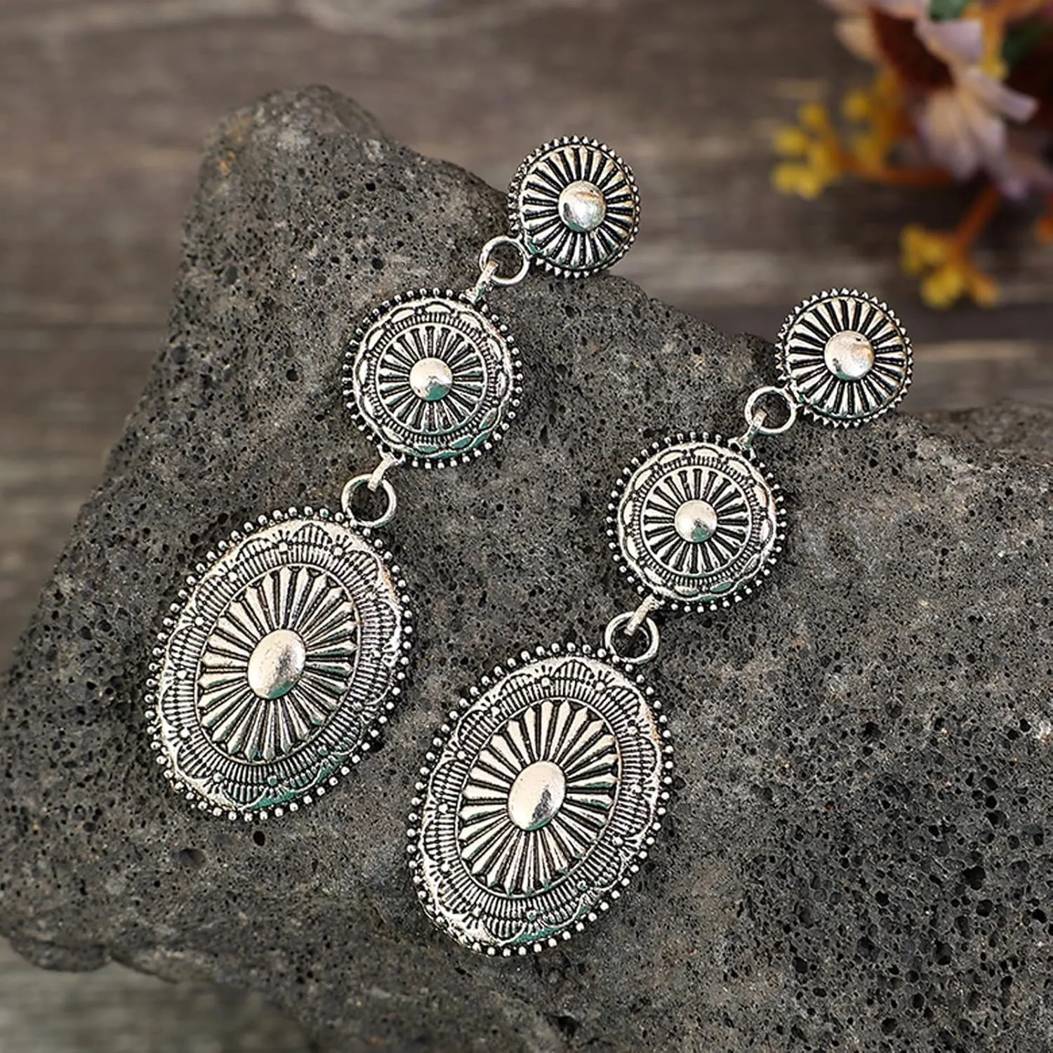Western Earrings Western Outfit for Women Vintage Concho Earrings Oval Turquoise Dangle Earrings Rodeo Country Concert Outfits Jewelry Gifts
